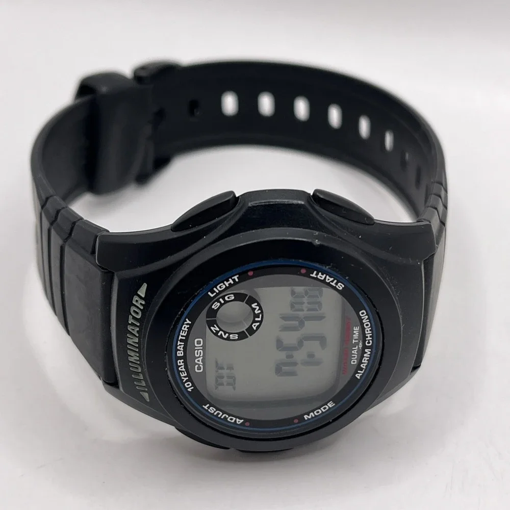 Casio F-200 Men's Black Resin Band Day‎ Date Indicator Watch 41MM- New Battery